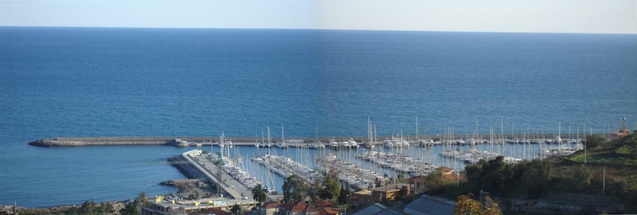 Villa Del Mare Ligure Elvezia Санто-Стефано-аль-Мар Экстерьер фото